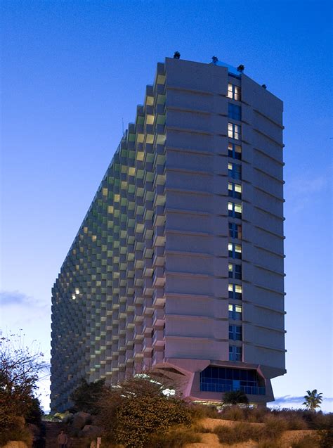 Hilton Tel Aviv (Tel Aviv, 1965) | Structurae