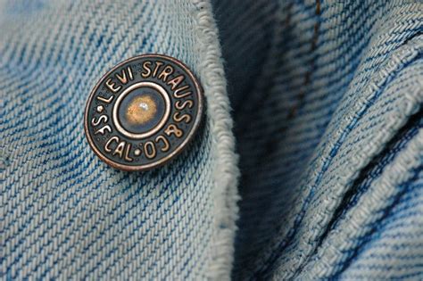 belajar  kesalahan levis