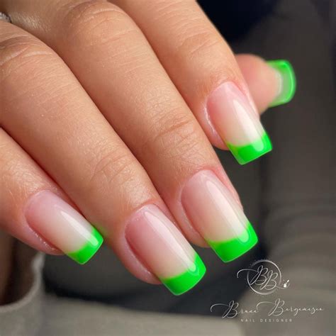 Francesinha Neon Colorida 18 Ideias Para Destacar As Unhas