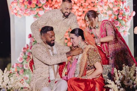 Hardik Pandya And Natasa Stankovic Traditional Wedding Pictures | Hindu ...