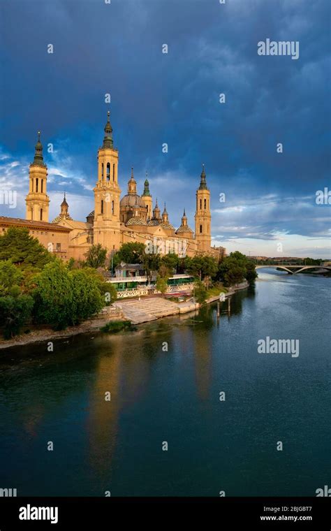 Cath Drale Basilique Notre Dame Du Pilier Alias Bas Lica De Nuestra