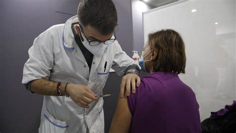 Covid Primi Dati Sui Vaccinati Al Bambino Ges Il Ha Sviluppato