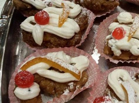 Sfince di San Giuseppe è un ricetta creata dall utente lauradag69