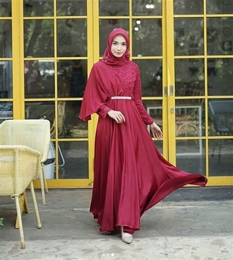 Baju Pesta Merah Maroon Cocok Dengan Jilbab Warna Apa Tips Tampil