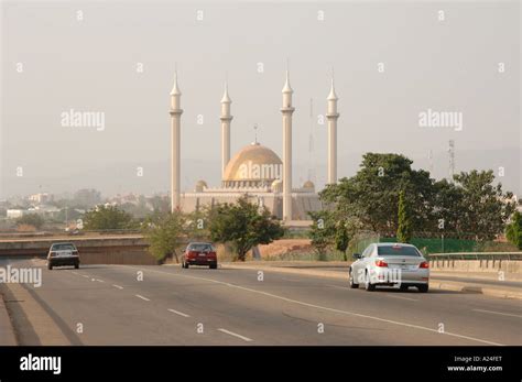 National Mosque Abuja Nigeria Hi Res Stock Photography And Images Alamy