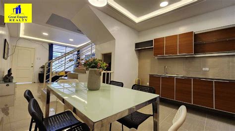 3 Storey Townhouse For Sale In Project 8 Near EDSA Munoz Congressional