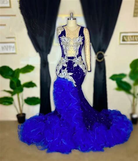 Royal Blue Sheer O Neck Long Prom Dresses 2023 Beaded Crystal Birthday