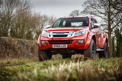 2017 Isuzu D Max Arctic Truck At35 Review