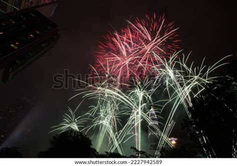 Firework Photo Shooting Klcc Twin Tower Stock Photo 2227942589 ...