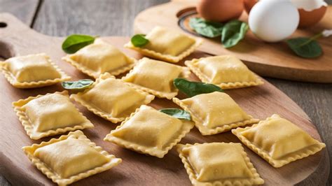 Popular Types Of Stuffed Pastas Explained