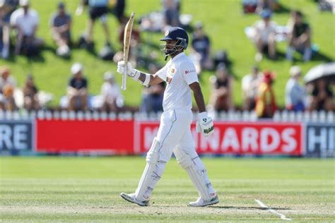 Dimuth Karunaratne drives through the covers | ESPNcricinfo.com