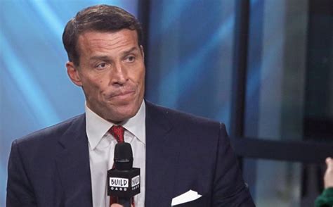 Tony Robbins The Controversy Surrounding A Selfhelp Empire