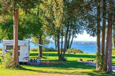 Camping Mit Hund Am See Meer Lohnenden Zielen PiNCAMP Magazin