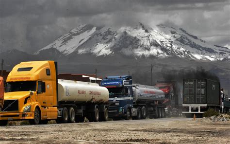 El Transporte Pesado De Oruro Advierte Con Paro Y Bloqueo De Carreteras