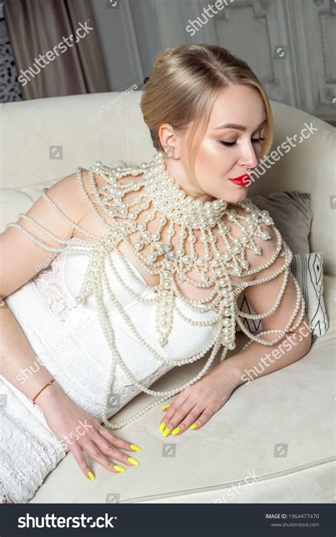 Portrait Beautiful Blonde Bob Hairstyle Voluminous Stock Photo Shutterstock