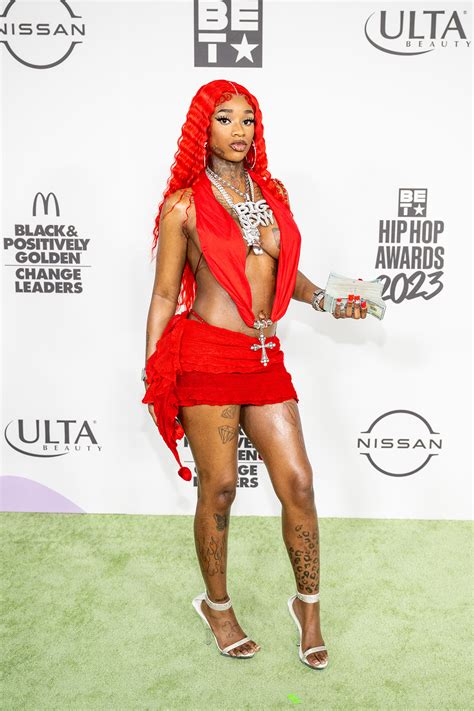 GloRilla, Sexyy Red & More: 2023 BET Hip Hop Awards Red Carpet Photos