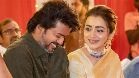 trisha krishnan  join  ghilli  star thalapathy vijays political