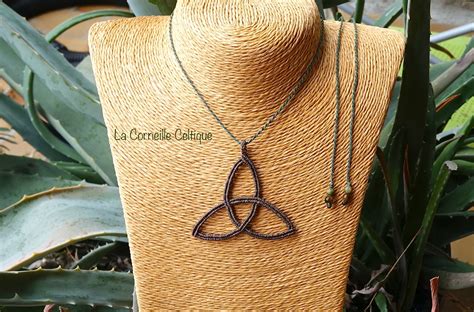 Triquetra symbole celtique réalisé sur commande vaste choix de