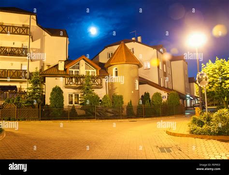 Real House Hi Res Stock Photography And Images Alamy