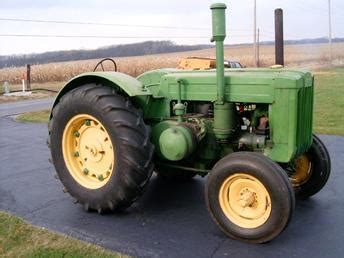 1948 John Deere D TractorShed