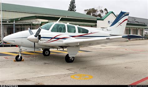 Zs Oog Beechcraft B Baron Private Austin Ferreira Jetphotos