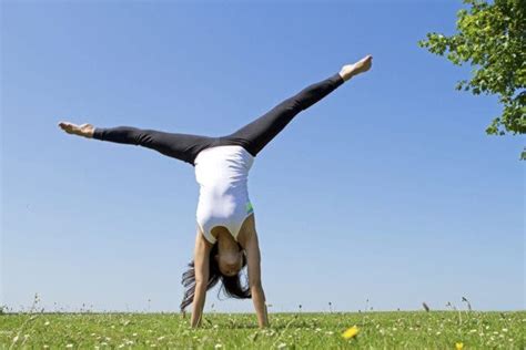 Cómo Hacer El Equilibrio Invertido De Brazos