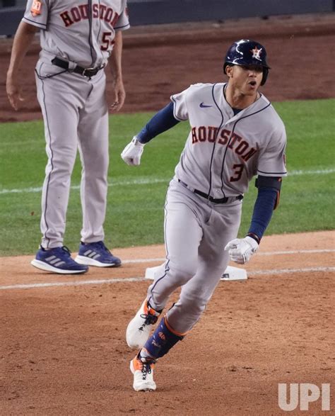 Photo Houston Astros Against New York Yankees Alcs Game Four In New