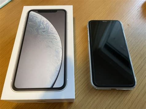 があります iPhone XR White 128 GB SIMフリー VZrlQ m97981365471 カメラ