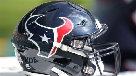 Sources Texans Cut Veteran Cb King Lb Kirksey Bigpaulsports