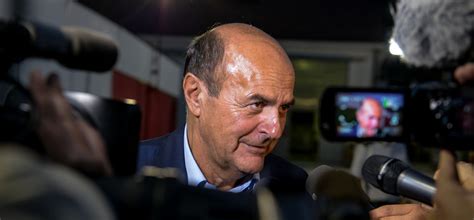 Festa De L Unit L Intervista Di Pier Luigi Bersani Pd Modena