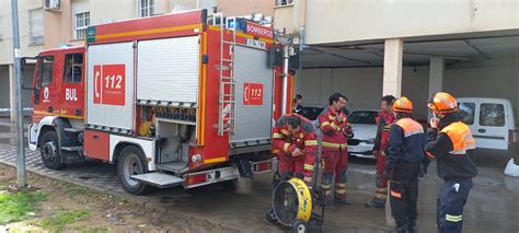 Un brasero provoca importantes daños materiales en un incendio en