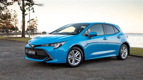 Toyota Corolla Hatchback Photos And Specs Photo Toyota Corolla