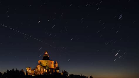 Cometa Neowise Il Passaggio Sui Cieli Di Bologna Le Immagini Spettacolari