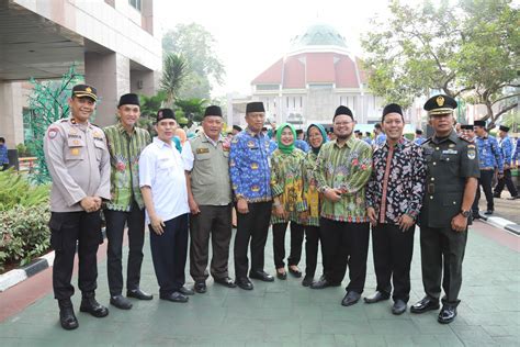 Dewan Kota Jaksel Hadir Di Upacara Bendera Peringatan Hari Rapat