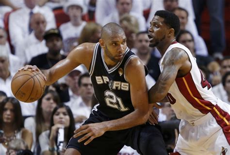 Tracy Mcgrady Arrives At Nba Finals With Tim Duncan And Spurs Brings