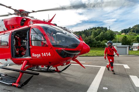 Für Jüngsten in der Luft Rega Einsatzzentrale organisiert den 20