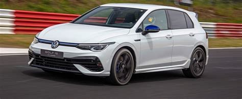 Vw Golf R Celebrates Its Th Anniversary With A N Rburgring