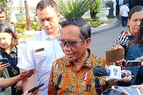 Bertemu Ganjar Pranowo Mahfud Bilang Seperti Nostalgia