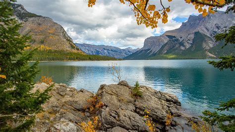 Lake Minnewanka Alberta Wallpapers Wallpaper Cave