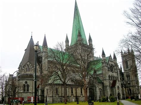 5-five-5: Nidaros Cathedral (Trondheim - Norway)