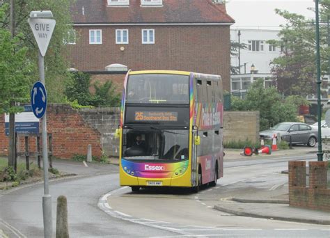 First Essex Basildon Pride In Essex Liveried Adl Envir Flickr