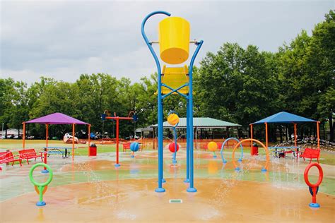 Laurel Park Splashpad Power Play