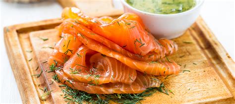 Gravlax de saumon au gin du Québec Institut de tourisme et d