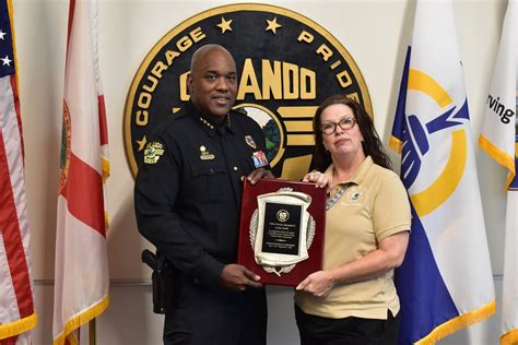 Orlando Police On Twitter Congratulations To Leslie Smith On Her Over 25 Years Of Service To