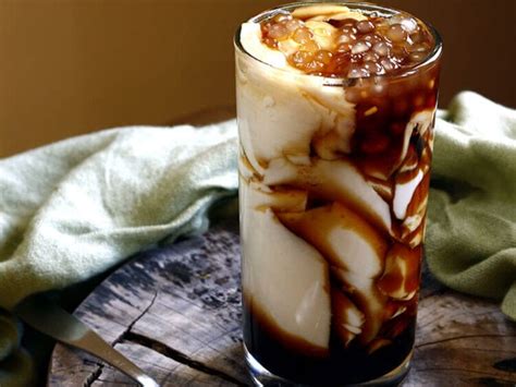 23 Fabulous Filipino Drinks You Need In Your Life 2023