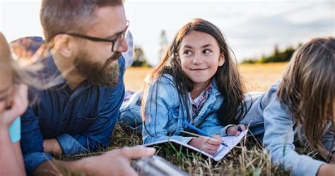 Was Tun Gegen Heimweh Bei Kindern Tipps Gegen Sehnsucht Bauchweh