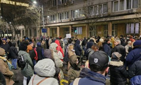 Hajdutë Dita e tretë e protestës në Beograd qytetarët kërkojnë