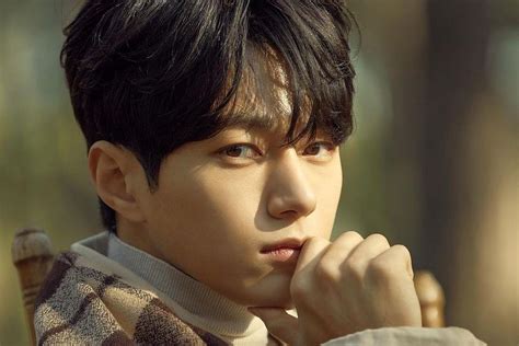 Infinite’s Kim Myung Soo Officially Discharged From The Military Soompi