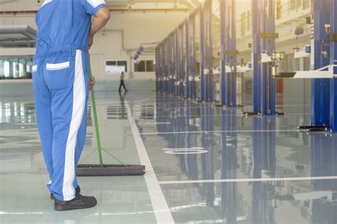 Dos and Don’ts for Cleaning an Epoxy Floor - Specialty Flooring Inc