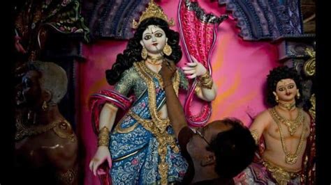 Navratri 2018 Know How Durga Puja Is Celebrated Around Different States